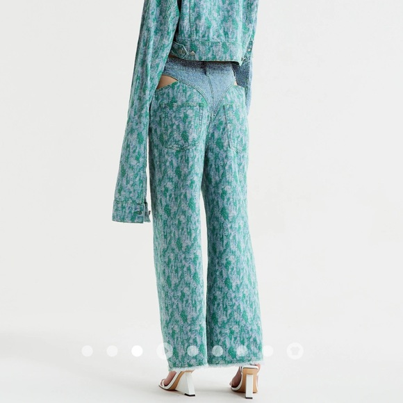 Urbanic Cutout Jacquard Jeans with Rhinestone - Picture 3 of 7